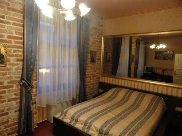 Hotel Castle Gjalski ซาบอค ภายนอก รูปภาพ